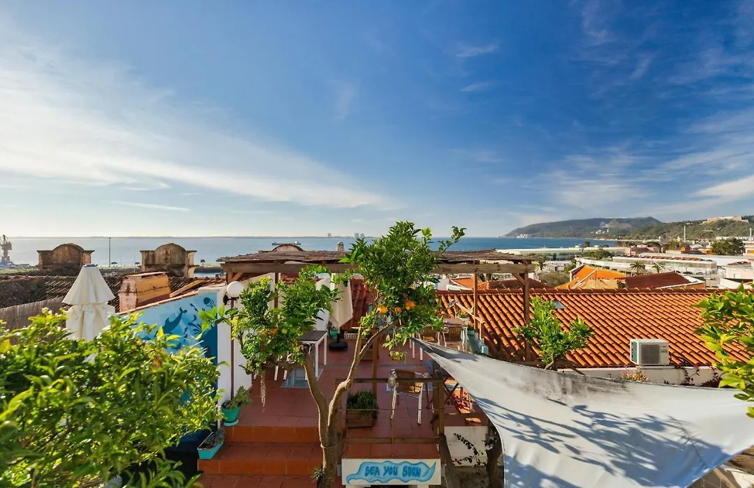 Marina Blue - Apartments & Suites-1