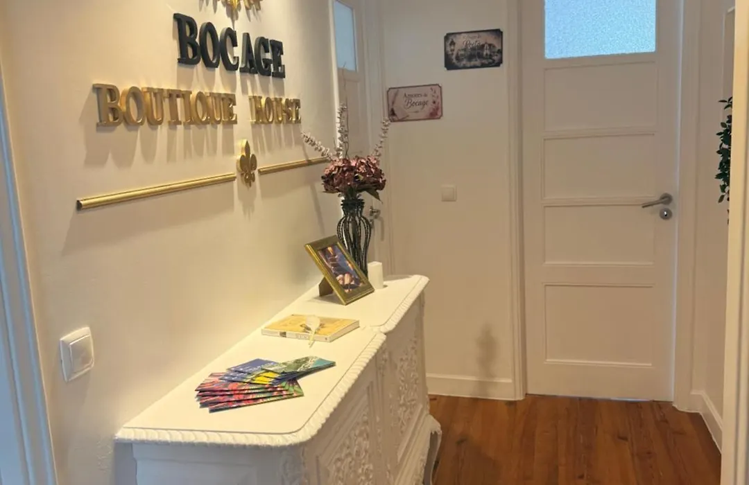 Bogage Boutique House-1