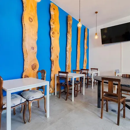 Marina Blue - Apartments & Suites-2